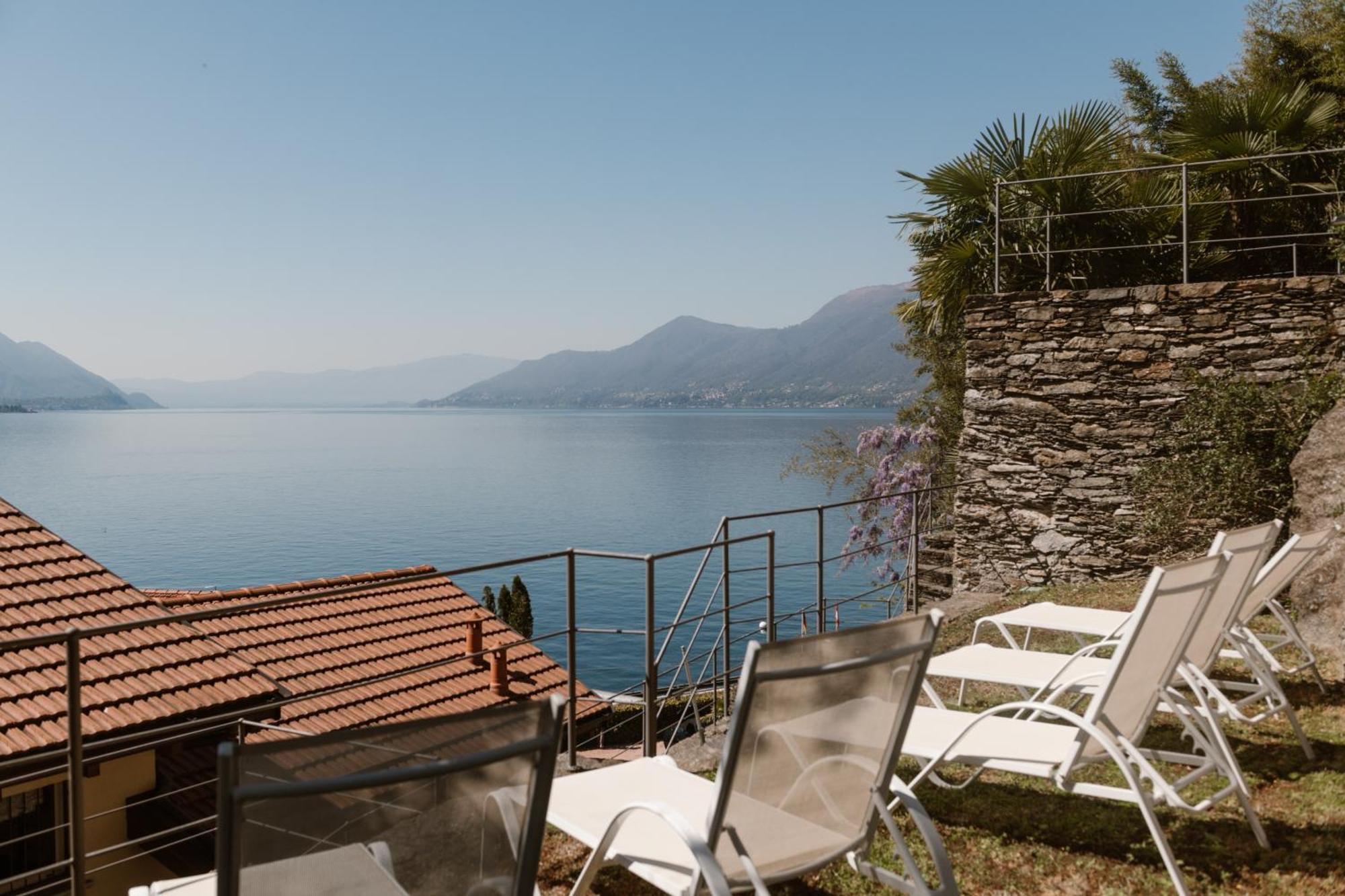 Charming Moment Di Villa Porta - Casa Dolce Luino Bagian luar foto